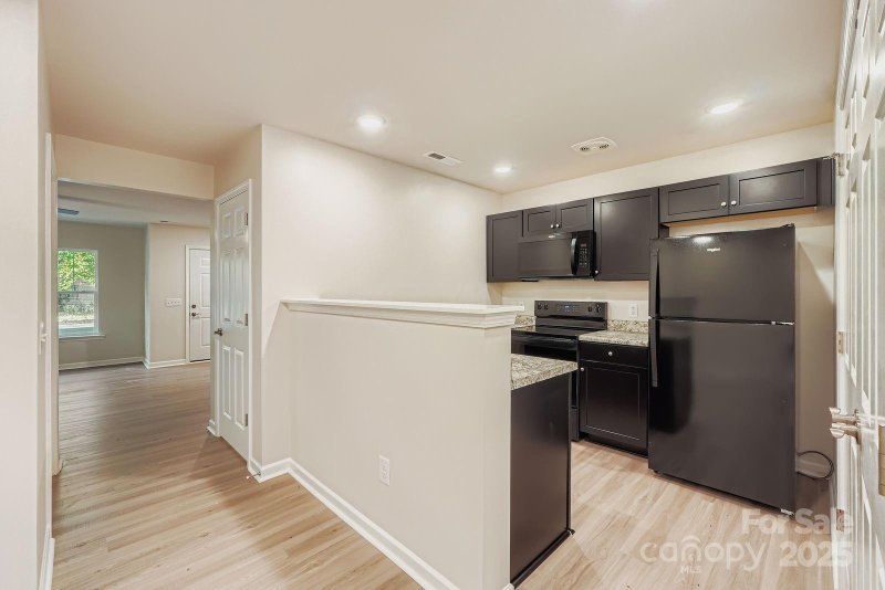 Property image 5 of 1750 J Julian Lane in Northampton, Charlotte, NC 28208