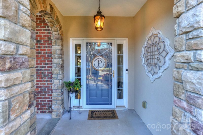 Property image 2 at 626 Lorain Avenue, Concord, NC 28027