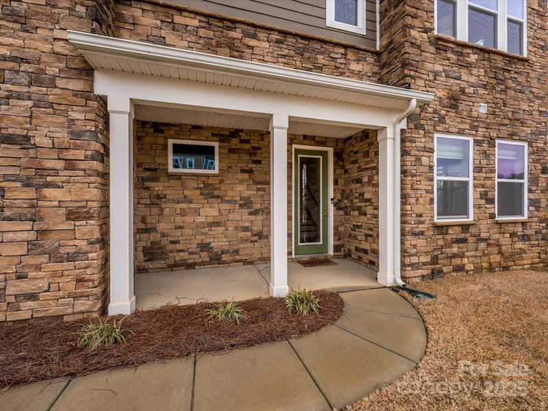 Property image 2 at 2812 Ensemble Court, Charlotte, NC 28262