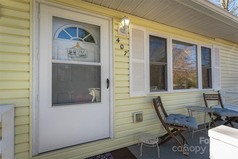 Property image 3 at 407 Hiawassee Avenue, Black Mountain, NC 28711