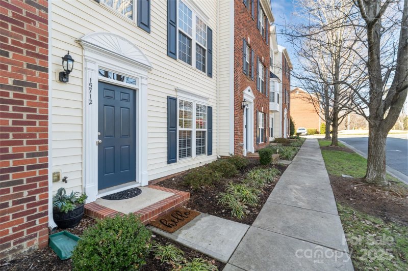 Property image 2 at 15712 Kensington Palace Lane, Charlotte, NC 28277