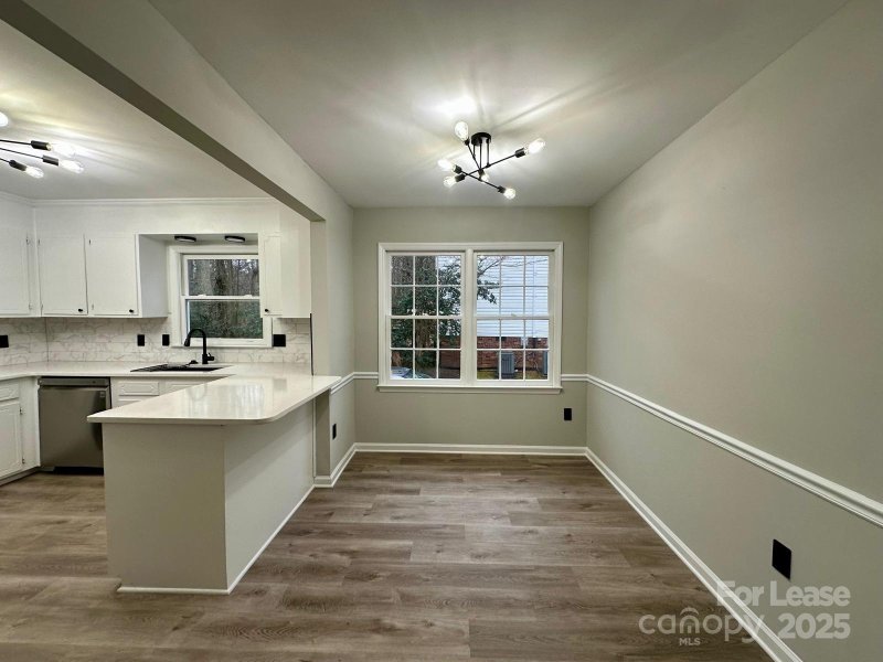 Property image 5 at 1401 Longbrook Drive, Charlotte, NC 28270