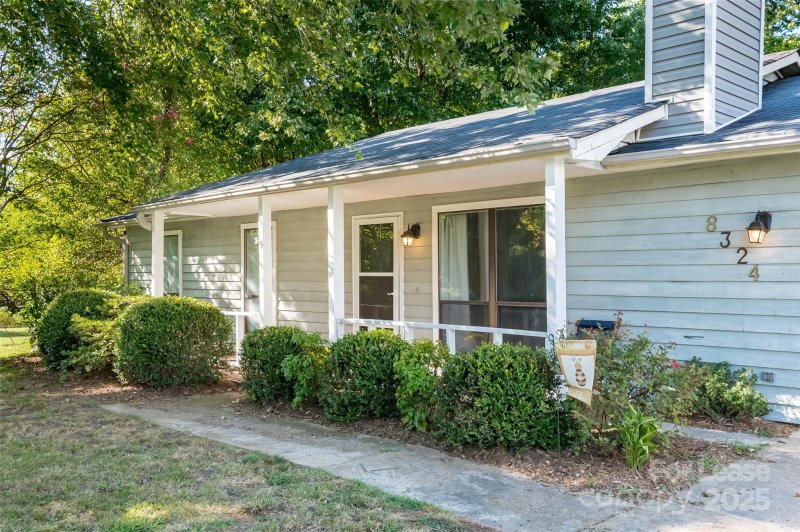 Property image 4 at 8324 Woodgate Lane, Charlotte, NC 28226