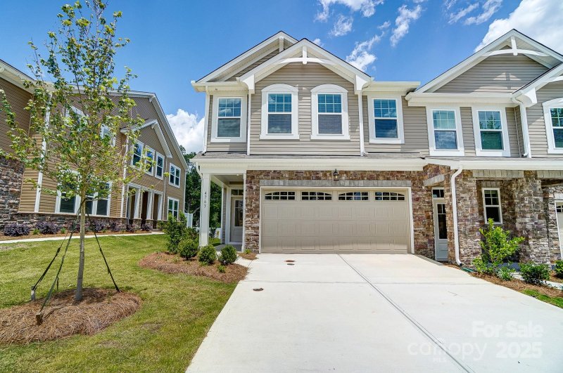 14930 Tamarack Drive