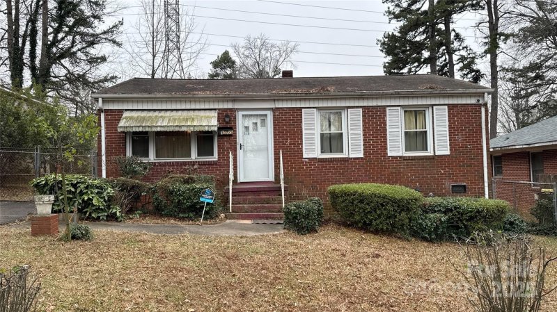 Property image 2 at 1105 Norris Avenue, Charlotte, NC 28206