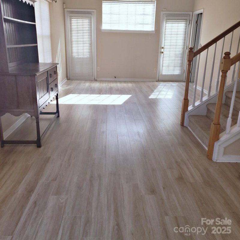 Property image 4 at 16740 Timber Crossing Road, Charlotte, NC 28213