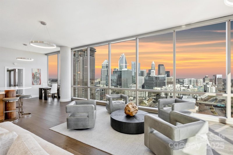 315 Arlington Avenue