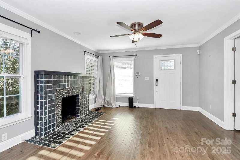 Property image 2 at 835 Belmont Avenue, Charlotte, NC 28205