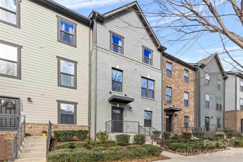 Property image 2 at 1554 Kee Court, Charlotte, NC 28203