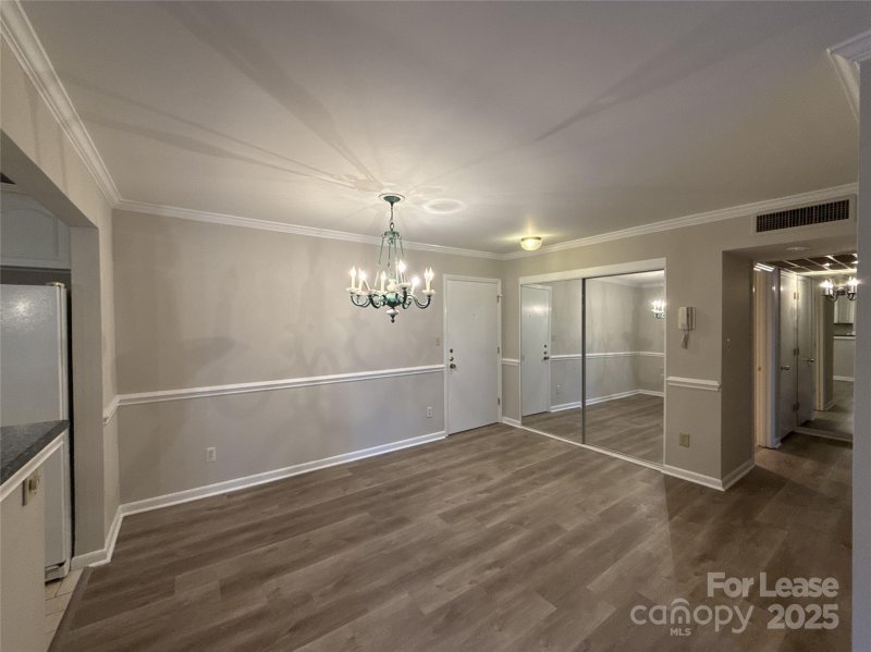 Property image 3 at 1323 Queens Road, Charlotte, NC 28207