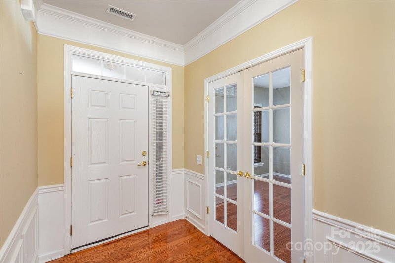 Property image 4 at 10318 Threatt Woods Drive, Charlotte, NC 28277