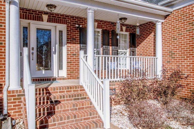 Property image 3 at 11925 Lawings Corner Drive, Huntersville, NC 28078