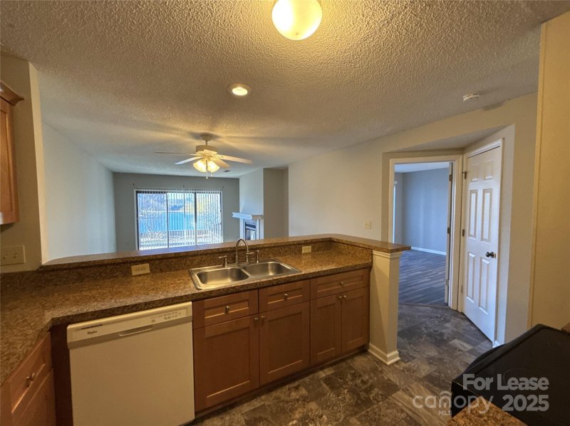 Property image 5 at 9041 J M Keynes Drive, Charlotte, NC 28262