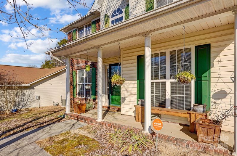 Property image 5 at 502 Long Creek Parkway, Charlotte, NC 28214