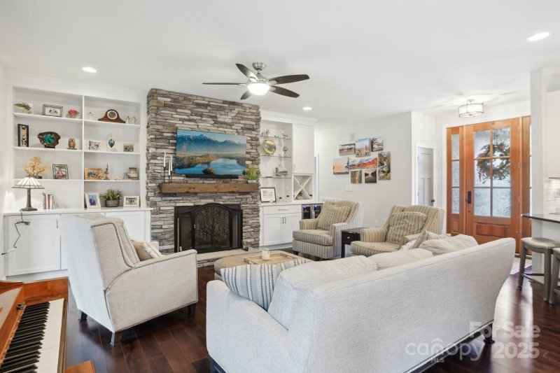 Property image 2 at 12 Tanglewood Road, Clover, SC 29710