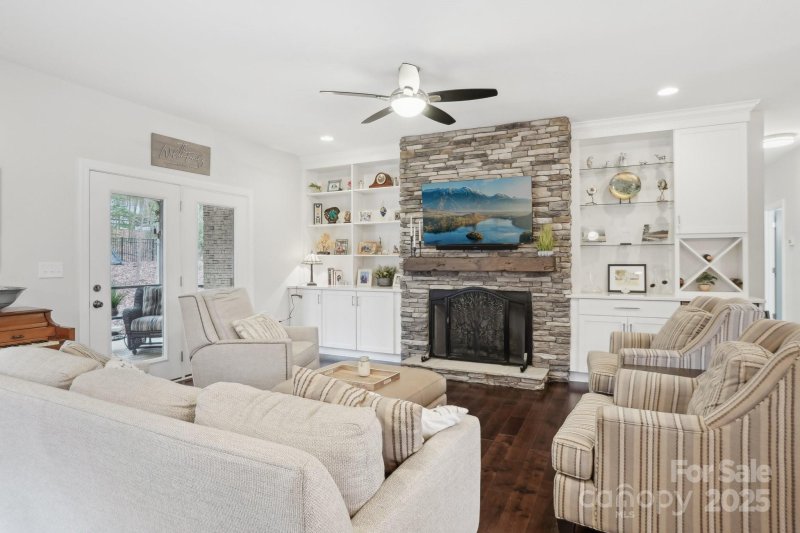 Property image 3 at 12 Tanglewood Road, Clover, SC 29710