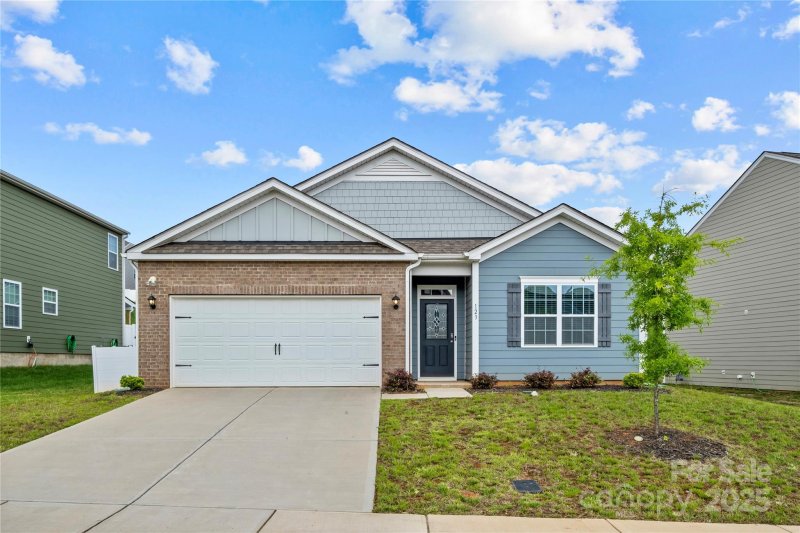 123 Neill Estate Lane