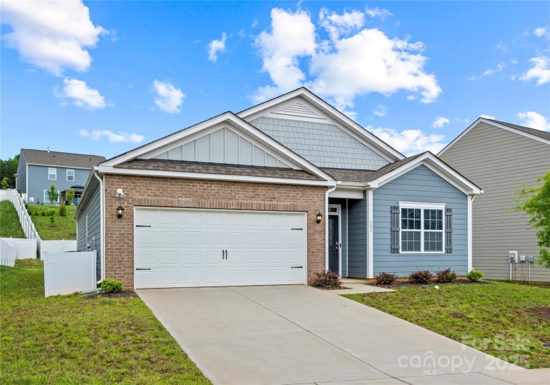 Property image 2 of 123 Neill Estate Lane in Atwater Landing, Mooresville, NC 28117