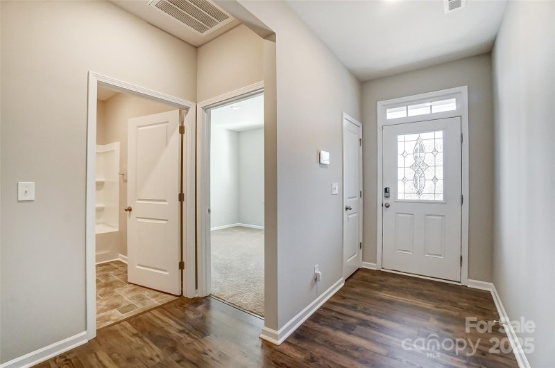 Property image 3 of 123 Neill Estate Lane in Atwater Landing, Mooresville, NC 28117