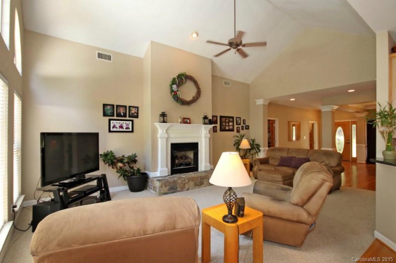 Property image 3 at 3902 Granite Street, Terrell, NC 28682