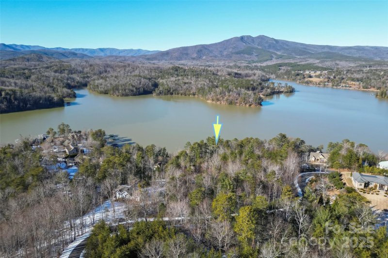 Property image 3 at 802 Harborside Drive, Nebo, NC 28761