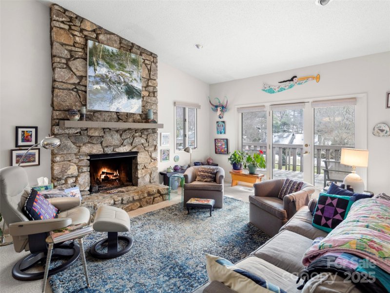 Property image 3 at 48 Clubside Drive, Asheville, NC 28804