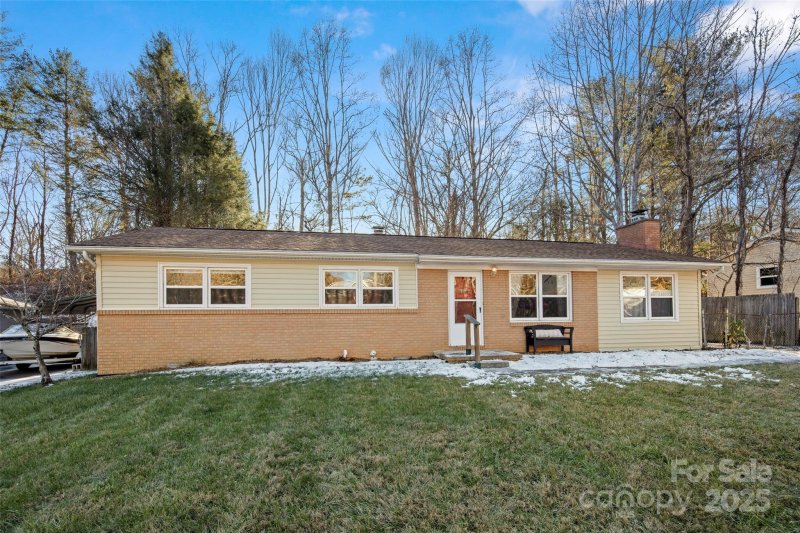 Property image 2 at 15 Pinehurst Circle, Arden, NC 28704