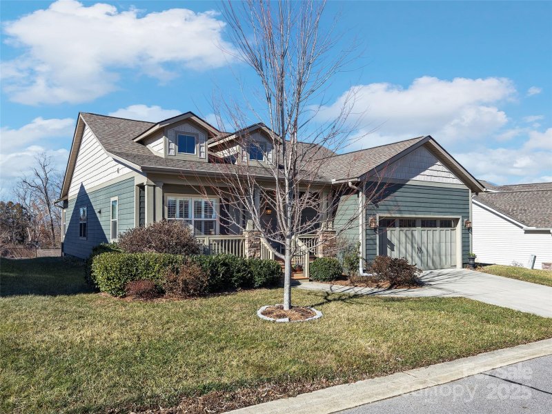 Property image 2 at 18 Loftin Street, Weaverville, NC 28787