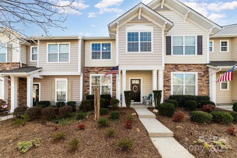 8009 Willow Branch Drive