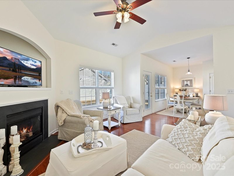 Property image 3 at 11127 Aprilia Lane, Cornelius, NC 28031