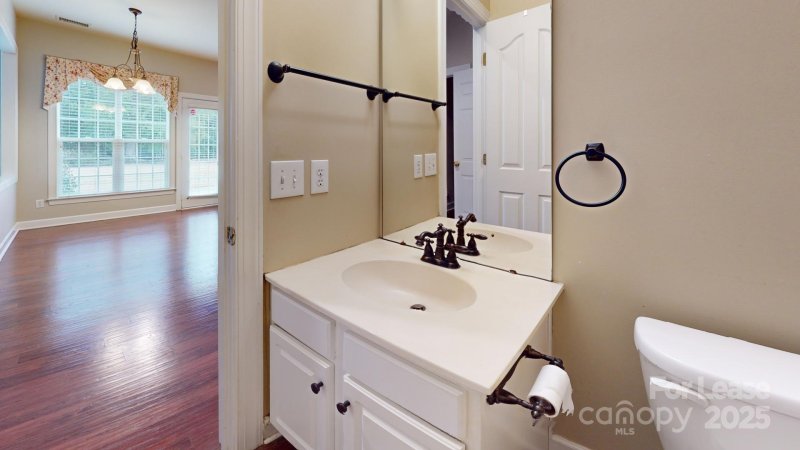Property image 4 at 11027 Knight Castle Drive, Charlotte, NC 28277