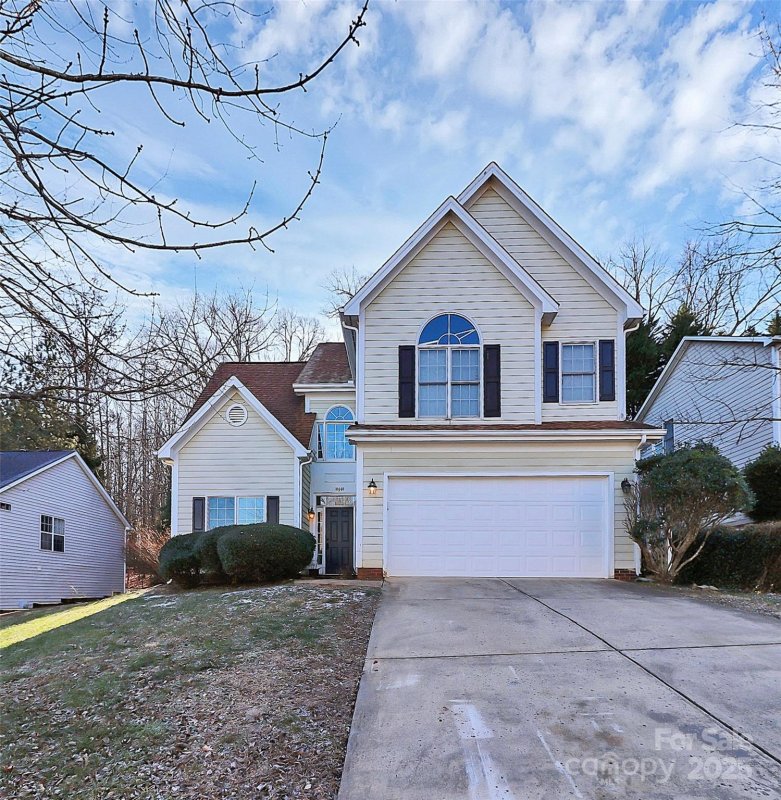 Property image 5 at 10440 Henbane Court, Charlotte, NC 28213