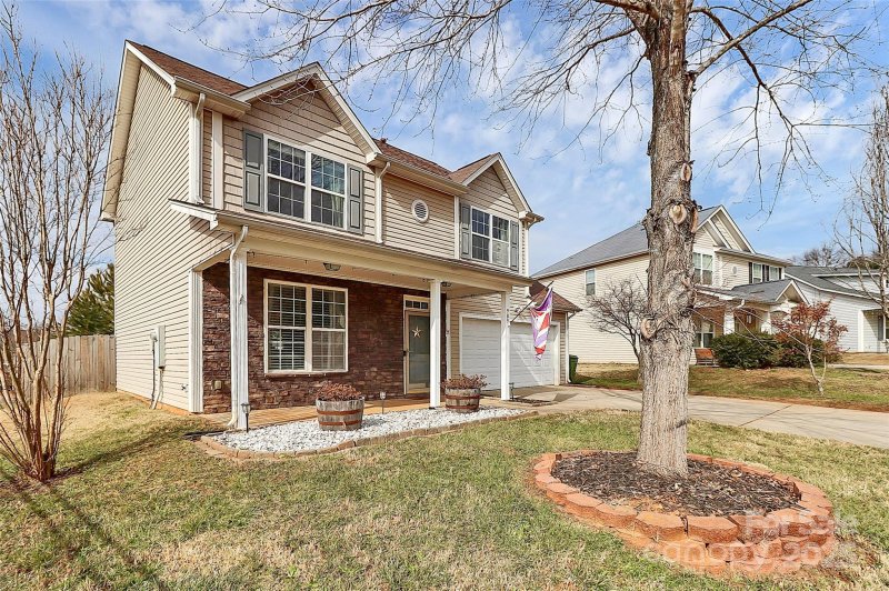 Property image 2 at 909 Murphy Court, Fort Mill, SC 29715