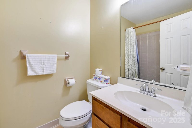 Property image 5 at 6844 Silverwood Lane, Charlotte, NC 28215