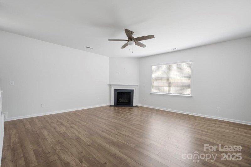 Property image 4 at 130 Maritime Street, Mooresville, NC 28117