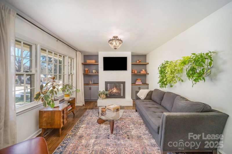 Property image 4 at 4129 Tamerlane Drive, Charlotte, NC 28205