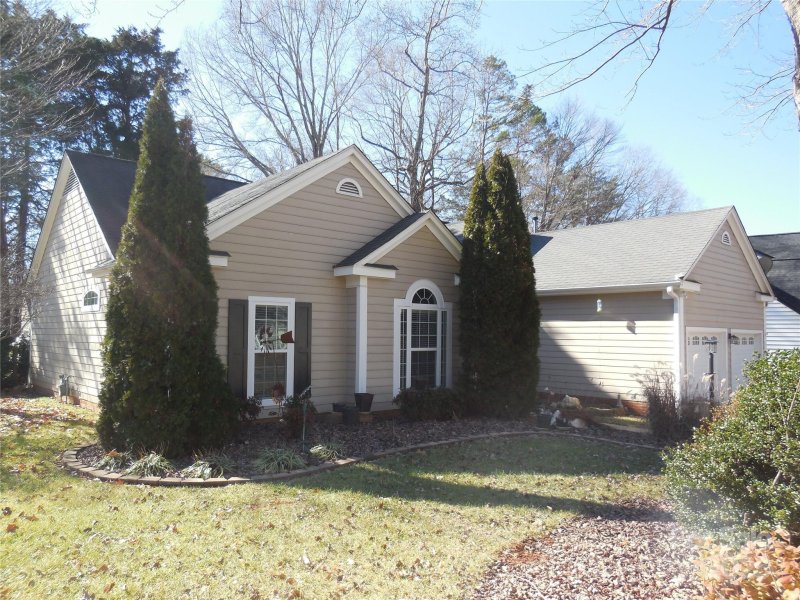 7201 Scarlet Runner Drive