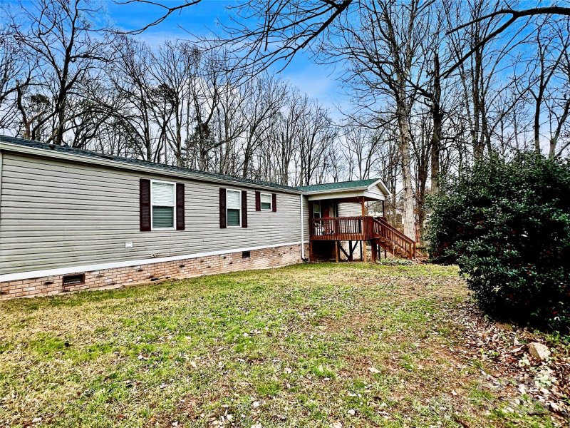 Shannon Meadows, Clover Community