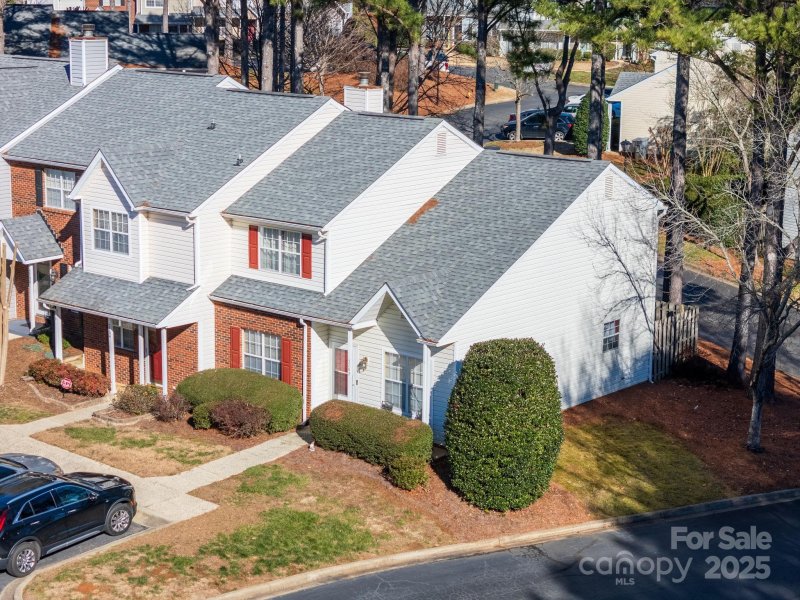 Property image 4 of 5702 Prescott Court in Prescott Village, Charlotte, NC 28269