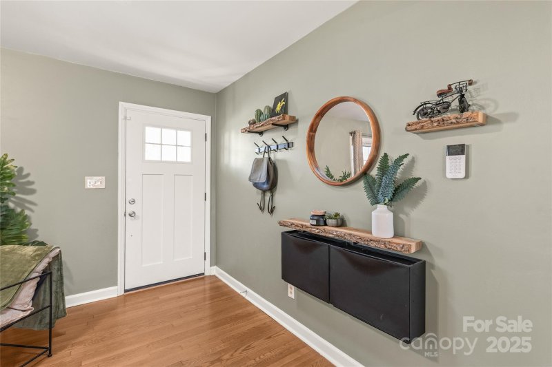Property image 4 at 941 Squirrel Hill Road, Charlotte, NC 28213