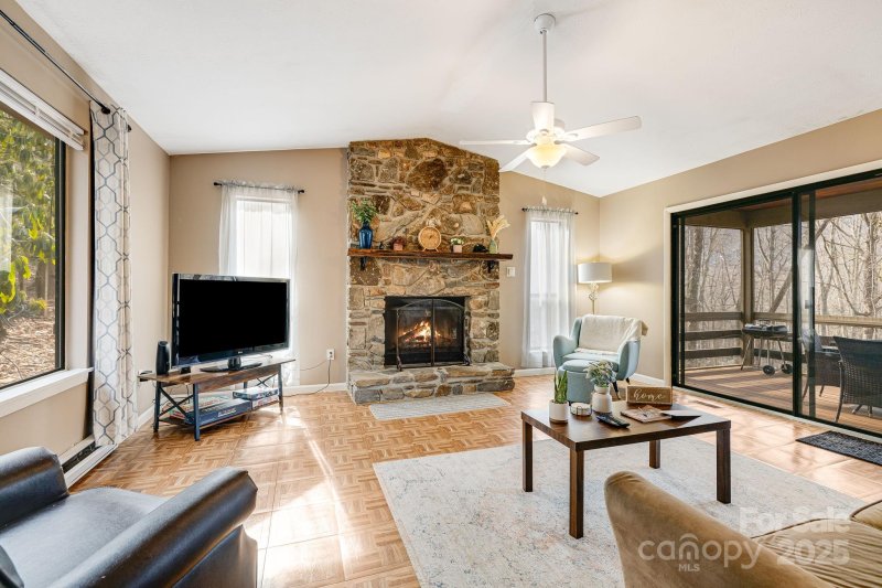 Property image 3 at 1144 Dogwood Drive, Maggie Valley, NC 28751