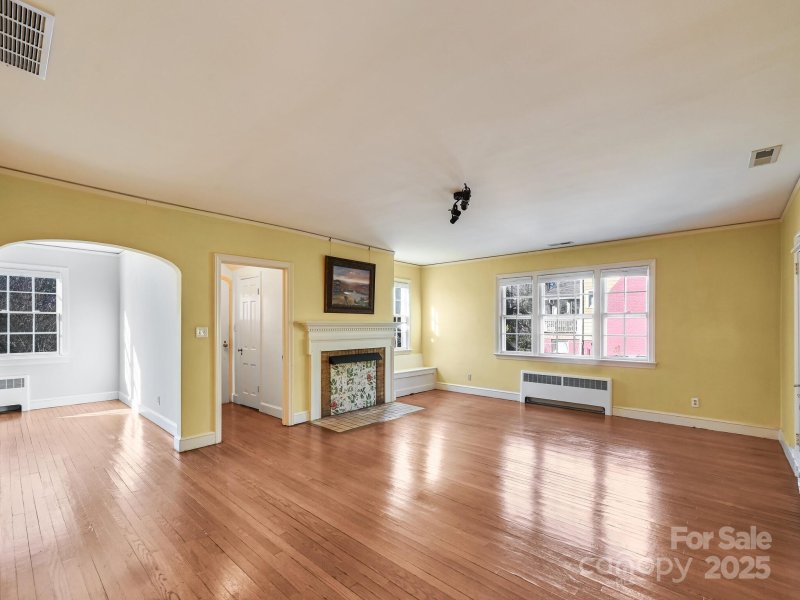 Property image 5 at 48 Westover Drive, Asheville, NC 28801