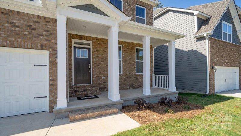 Property image 3 at 592 Fox Cove Road, Hendersonville, NC 28792