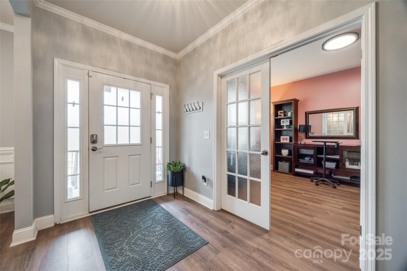 Property image 3 at 17114 Belmont Stakes Lane, Charlotte, NC 28278