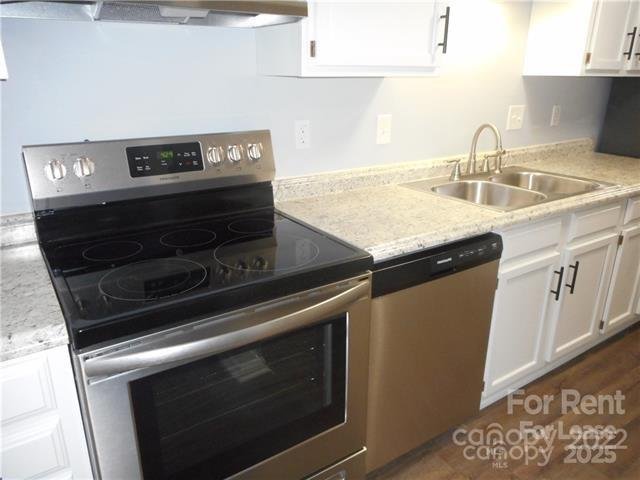 Property image 4 at 9511 Shannon Green Drive, Charlotte, NC 28213