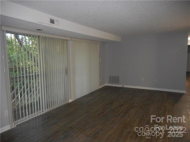 Property image 5 at 9511 Shannon Green Drive, Charlotte, NC 28213