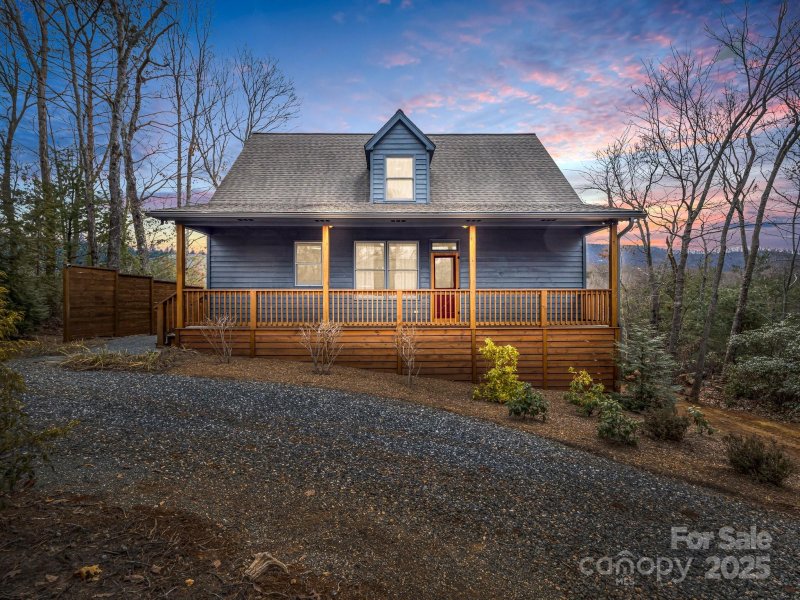 Property image 2 at 89 Volley Way, Saluda, NC 28773