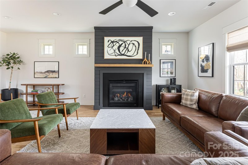 Property image 3 at 131 Spears Avenue, Asheville, NC 28801