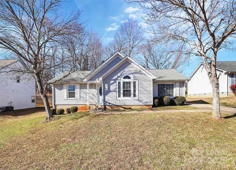 Property image 3 at 9908 Dunfries Road, Matthews, NC 28105