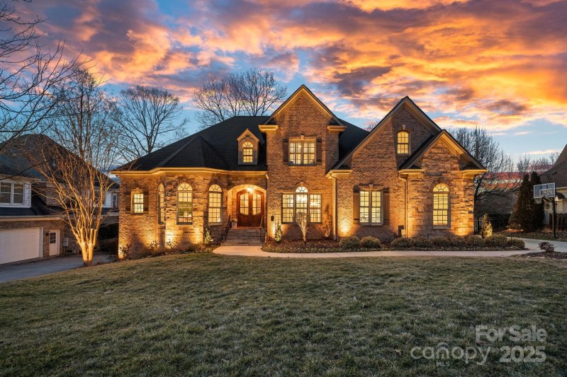 Property image 2 at 19107 Wildcat Trail, Davidson, NC 28036